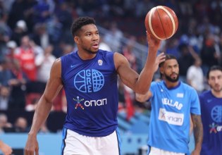 Αντετοκούνμπο: «Αν μπορούσα να ζήσω παίζοντας για την Εθνική, θα το έκανα χωρίς δεύτερη σκέψη…» (vid)