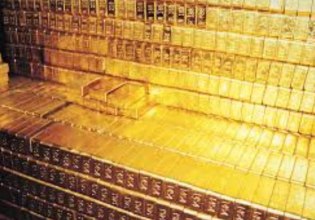 Σε νέα ύψη ο χρυσός – Ξεπέρασε τα 4.200 δολάρια