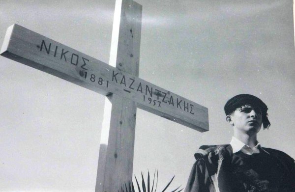 Ωνάσης, Μουσολίνι, οργή Θεού και ο Χριστός ως έμπνευση: Σαν σήμερα, ο Νίκος Καζαντζάκης