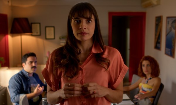 HOTΕΛ ΕΛVIRA: Η διαφήμιση του αιώνα