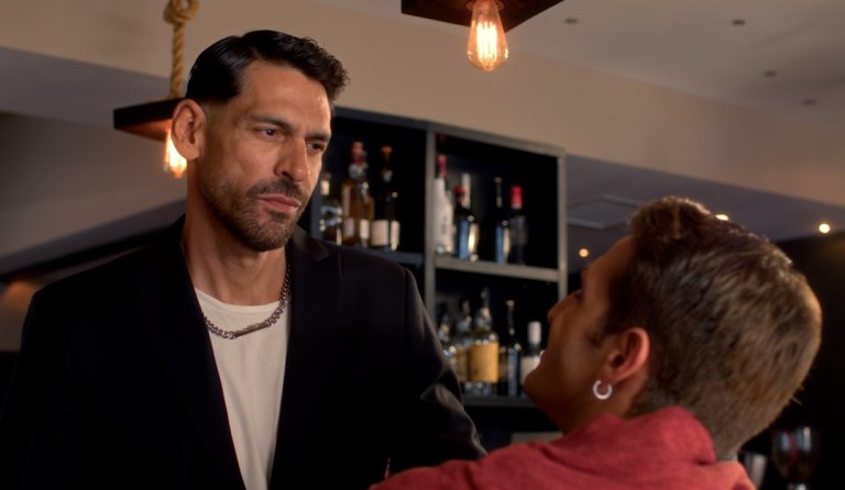 HOTΕΛ ΕΛVIRA: Οι ήρωες ναυαγούν σε μια απόμερη σπηλιά στο αποψινό επεισόδιο