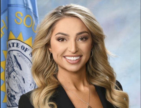 Πώς οι Βασίλισσες της Ομορφιάς έγιναν οι Πριγκίπισσες της Δεξιάς