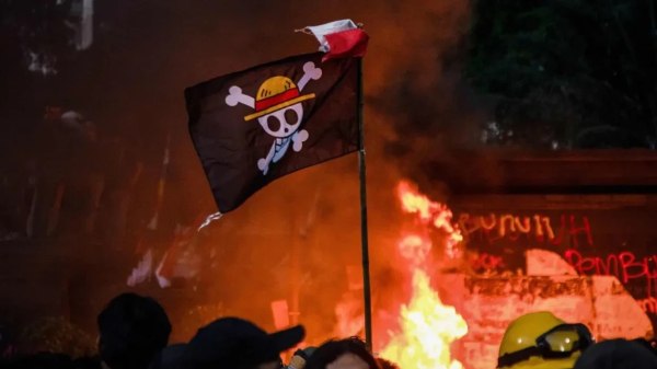 Από την Ινδονησία, μέχρι το Περού: Η εξεγερμένη Gen Z κατά των διεφθαρμένων ελίτ και της θεσμικής υποκρισίας