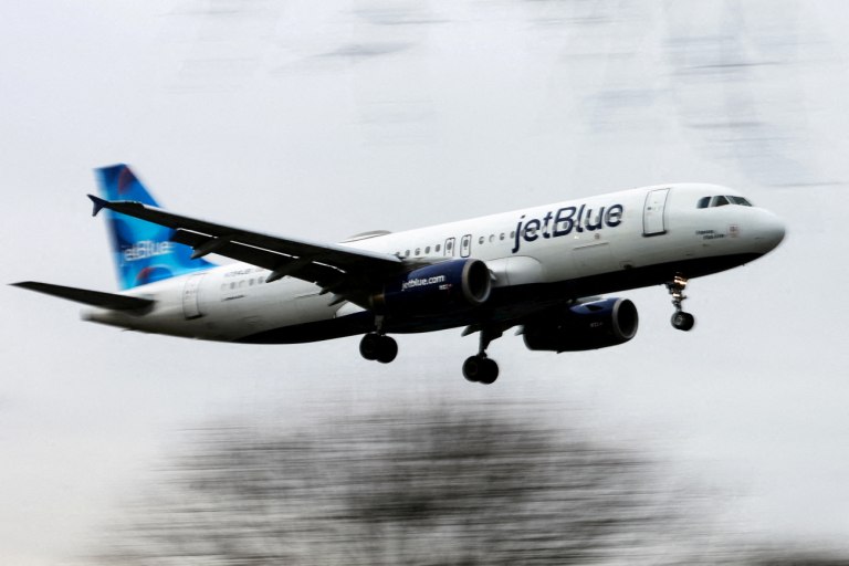 JetBlue Airways: Τραυματισμοί επιβατών από ξαφνική απώλεια ύψους του αεροσκάφους