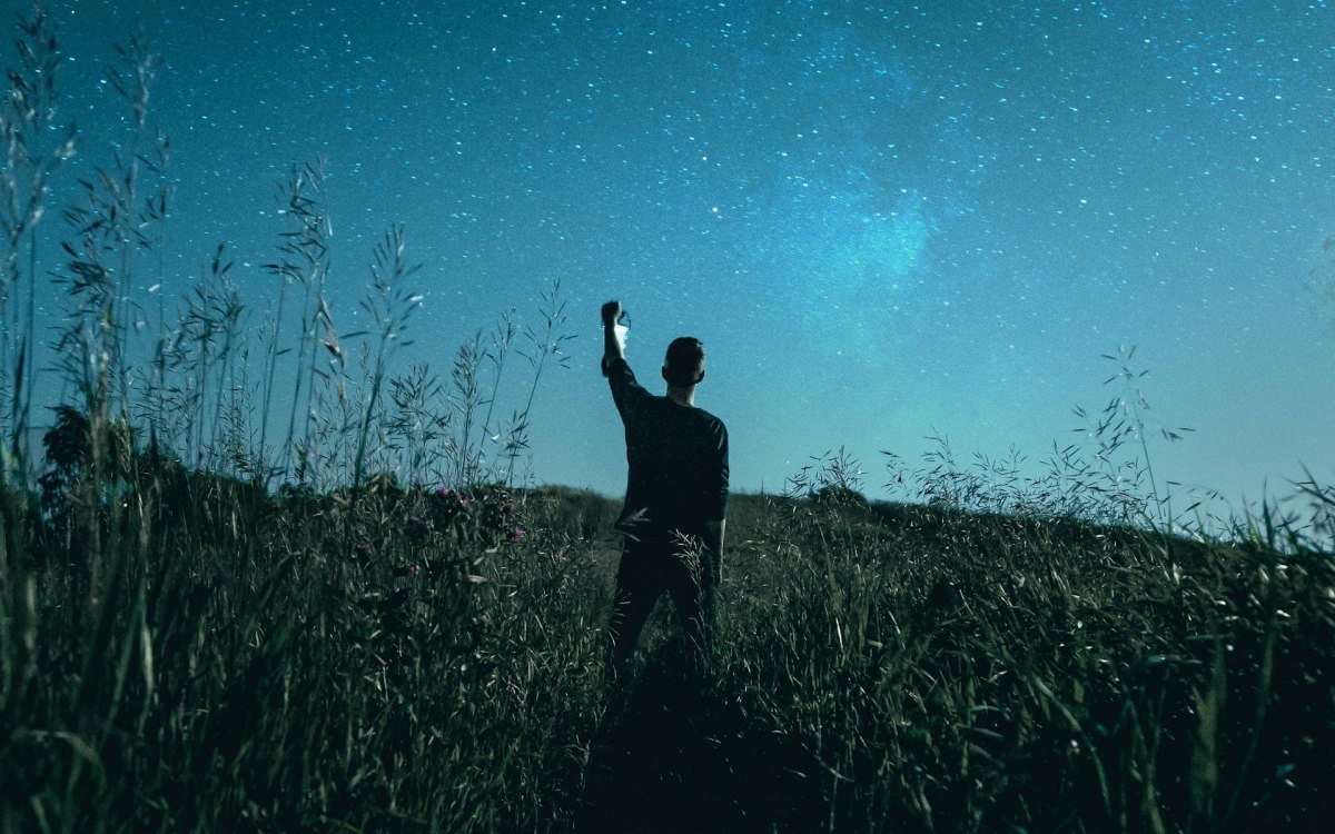 Άκρως Ζωδιακό: Τα Do’s και Don’ts στα ζώδια σήμερα [Τετάρτη 15.10.2025]