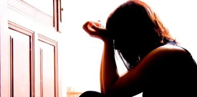 Κραυγή αγωνίας από τους εργαζόμενους στις δομές κακοποιημένων γυναικών