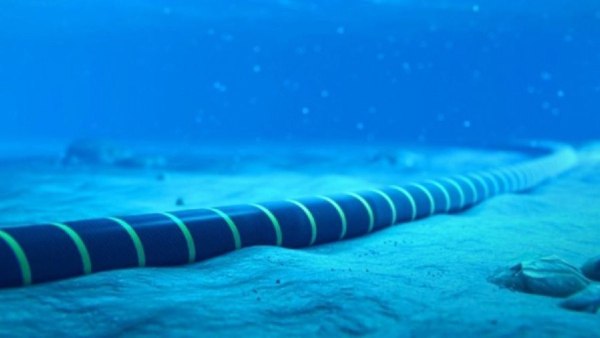 Το καλώδιο απειλεί να πνίξει τις σχέσεις Ελλάδας – Κύπρου – Έκτακτη σύσκεψη στο Μαξίμου