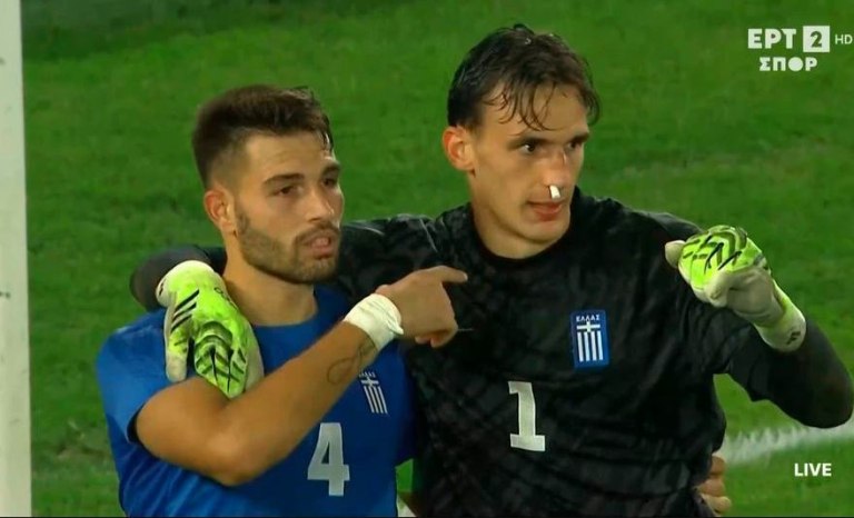 Εθνική Ελπίδων: Οι πανηγυρισμοί για το «διπλό» στη Γερμανία και η ηγετική κίνηση του Καλογερόπουλου (vids)