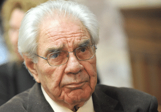 Γιώργος Κασιμάτης: Πραγματική βούληση για αναθεώρηση ή απλώς αμηχανία;