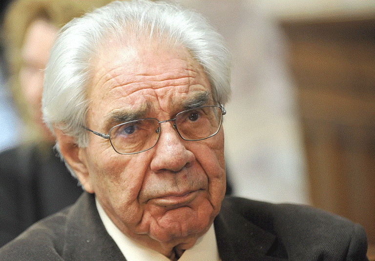 Γιώργος Κασιμάτης: Πραγματική βούληση για αναθεώρηση ή απλώς αμηχανία;