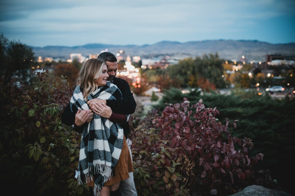 Σχέση: Τόσες ώρες χρειάζονται την εβδομάδα για να μείνει ζωντανή