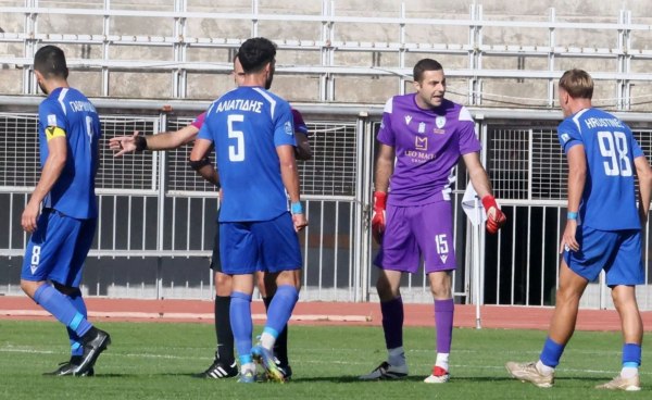 Ποδοσφαιρικό χάος στην Καβάλα: «Τραυματίας» ο… μοιραίος γκολκίπερ, μια απόλυση και μια παραίτηση