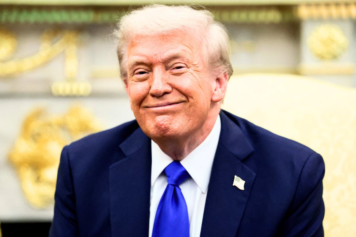 «Λιγότερο δημοφιλής και από διάρροια»: Ο Τζίμι Κίμελ για τον Ντόναλντ Τραμπ μετά από νέα δημοσκόπηση