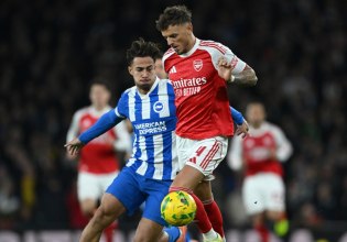 Προπονητής Μπράιτον: «Ο Κωστούλας έπαιξε πολύ καλά, τρέχει πολύ»