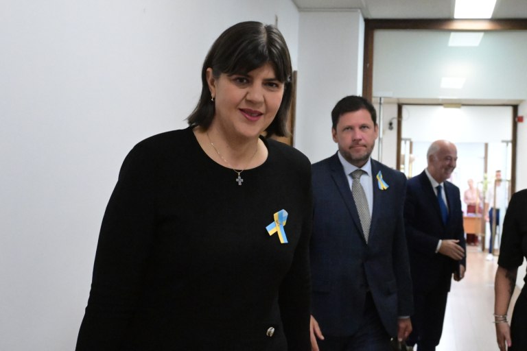 Αθήνα: Σε ρυθμούς Κοβέσι «χορεύει» η κυβέρνηση – Οι δικογραφίες της Ευρωπαϊκής Εισαγγελίας που «καίνε»