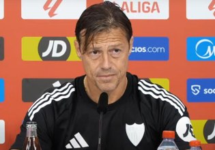 Οπαδός της Σεβίλλης υποκλίνεται στον Αλμέιδα: «Εχουμε τον πιο γ***το προπονητή» (vid)