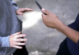 Τρίπολη: Ελεύθερος με περιοριστικούς όρους ο 13χρονος για τα μαχαιρώματα με συμμαθητή του