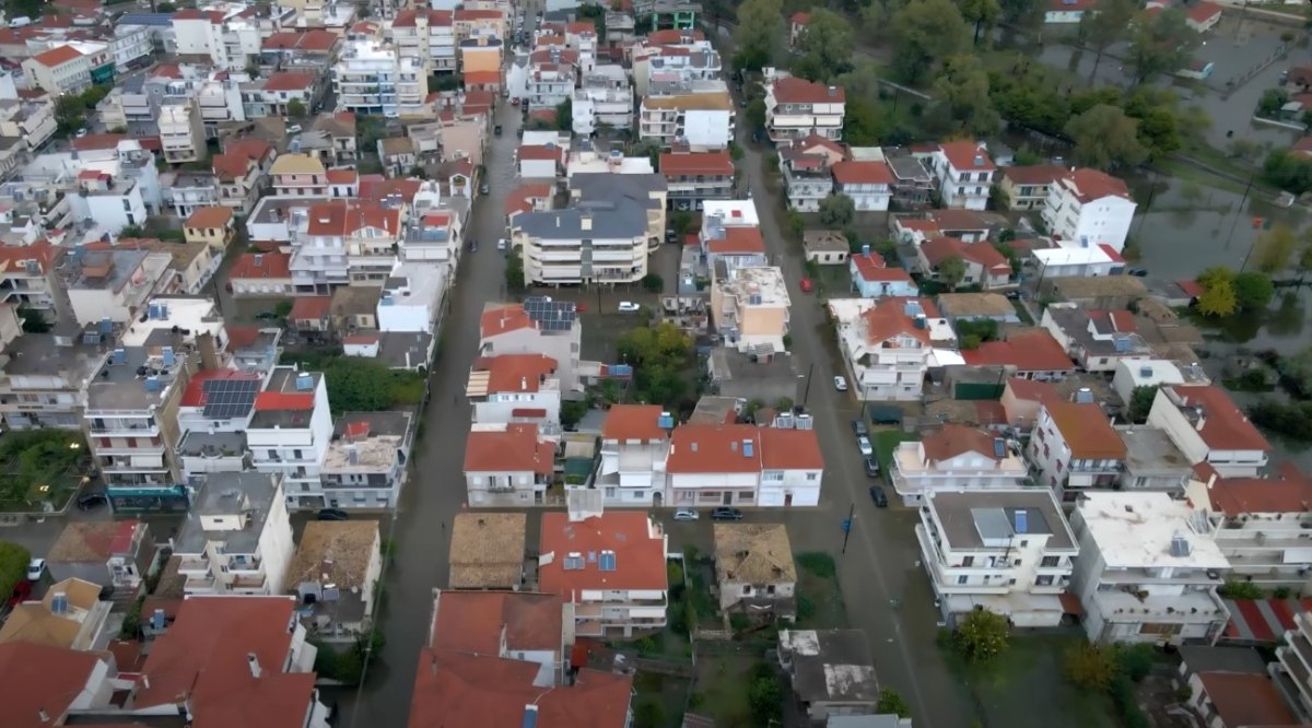 Μεσολόγγι: Στο νοσοκομείο υπάλληλος του δήμου – Ξυλοκοπήθηκε άγρια ενώ επιχειρούσε στις πλημμύρες