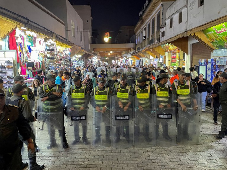 Μαρόκο: Δύο νεκροί κατά την επίθεση διαδηλωτών σε σταθμό χωροφυλακής