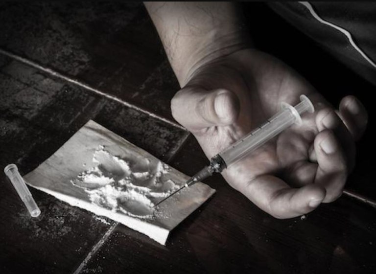 Πώς άλλαξε δραματικά το μέτωπο των ναρκωτικών στην Ελλάδα – Τι δείχνουν τα στοιχεία