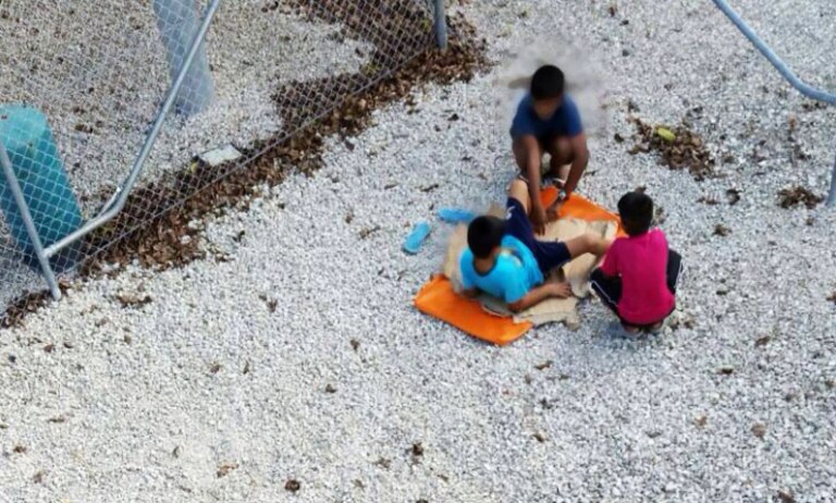 Η Αυστραλία υπερασπίζεται το σχέδιο απελάσεων στο μικρό νησί του Ναούρου στον Ειρηνικό