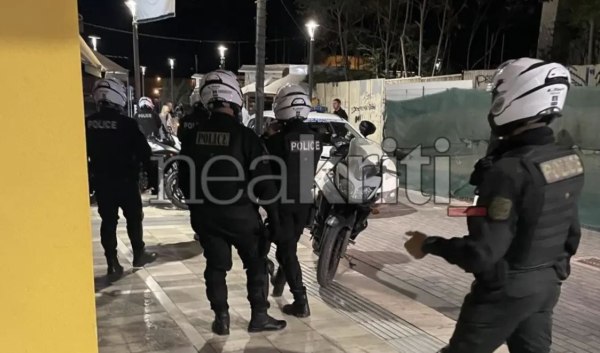 Επίθεση με αυγά και αντικείμενα δέχθηκε ο Μάκης Βορίδης στο Ηράκλειο Κρήτης