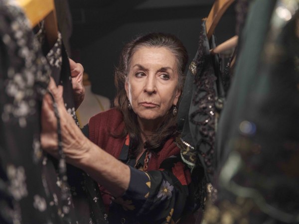 Τα Τέμπη, ο πόνος, η Ματούλα και οι ηλίθιοι: Η Νένα Μεντή δεν φοβάται τίποτα – «Για αυτό με λένε ξινή»