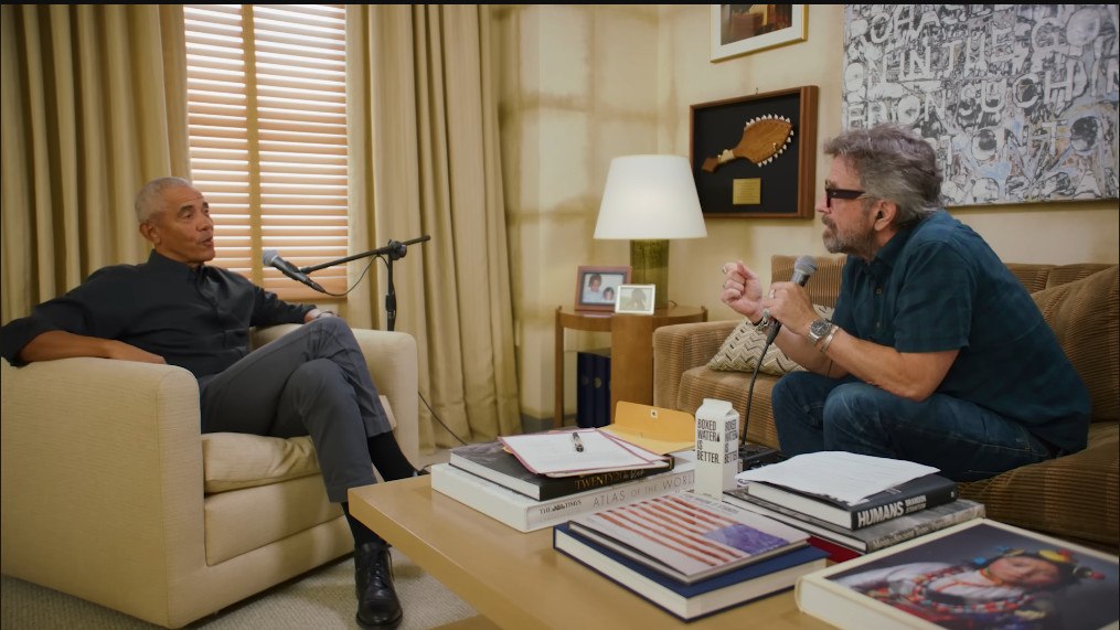 Ο Μπαράκ Ομπάμα στο τελευταίο επεισόδιο του WTF: Το podcast του Μαρκ Μάρον έριξε αυλαία