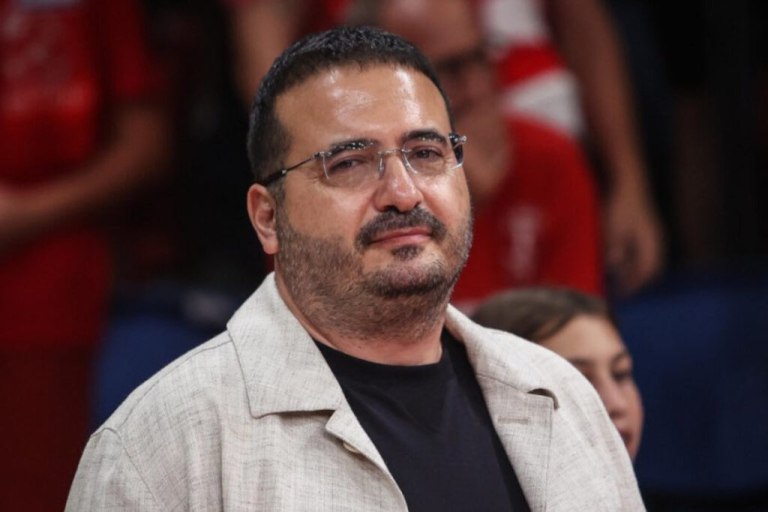 Ο ιδιοκτήτης της Χάποελ πανηγύρισε τη νίκη του Ολυμπιακού επί της Μακάμπι (pic)