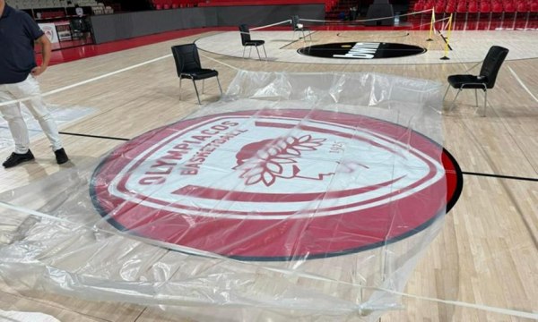 Ολυμπιακός: Πλημμύρισε ξανά το ΣΕΦ από τη βροχή (pic)