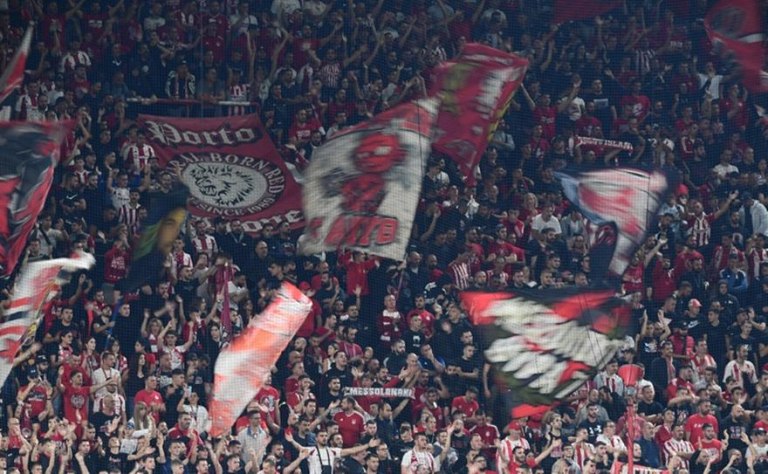 Ολυμπιακός: Κυκλοφορούν και… εξαφανίζονται τα εισιτήρια για το σπουδαίο ματς με την Αϊντχόφεν