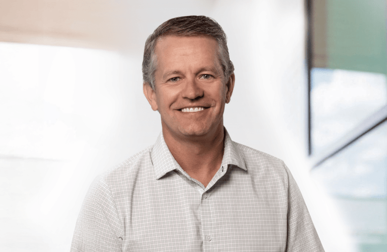 Ο CEO της Walmart μιλά – και προκαλεί