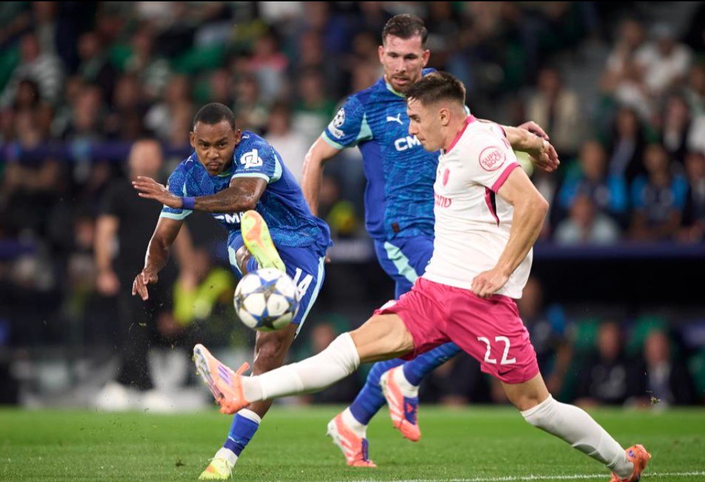 Σπόρτινγκ-Μαρσέιγ 2-1: Ανατροπή στο δεύτερο ημίχρονο, όταν οι Γάλλοι έμειναν με δέκα παίκτες (vid)