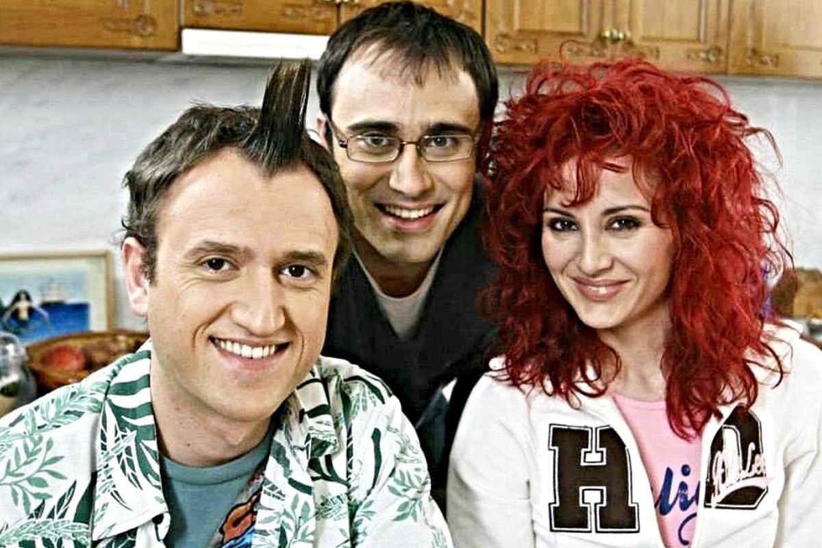 Γιώργο Καπουτζίδη, ο Σπύρος ήταν γκέι; Ο δημιουργός του Παρά Πέντε απαντάει – «Το μίσος είναι επιλογή»