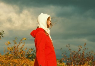 Me, myself and I: Τα solo dates κάνουν καλό στην ψυχική υγεία μας