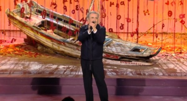 Λαζόπουλος: «Σε αυτή τη χώρα μόνο το Αλ Τσαντίρι Νιούζ θα επιβιώσει κι αυτό επειδή είναι στο MEGA και όχι στο Σύνταγμα»