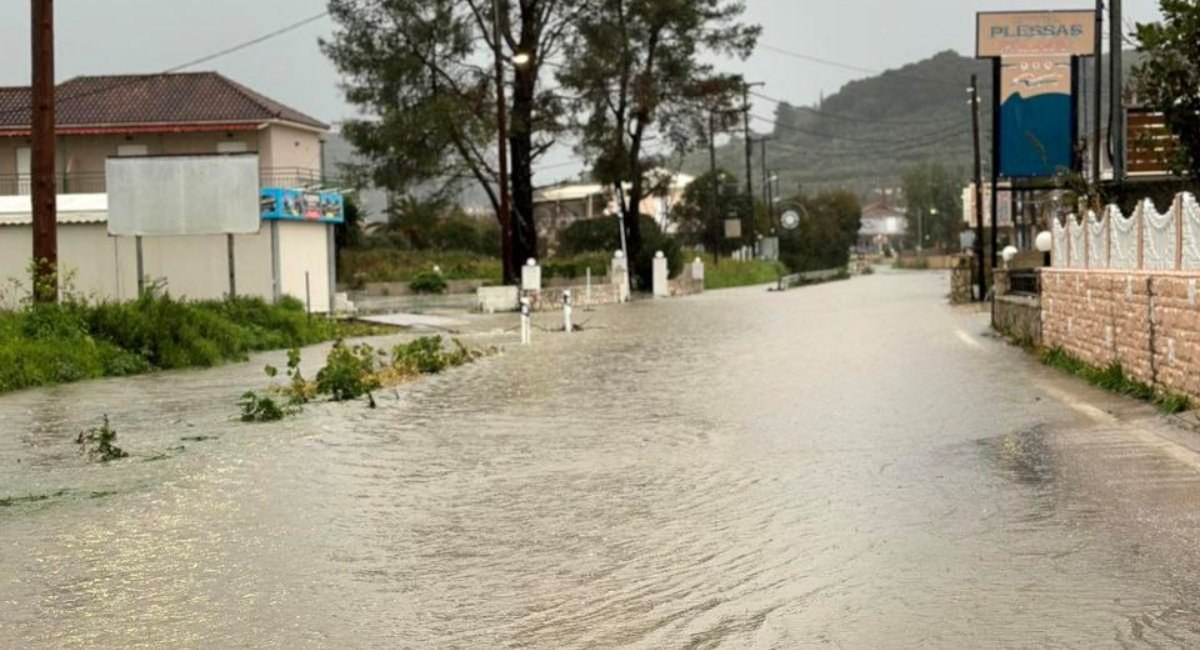 Η κακοκαιρία πλήττει τα Επτάνησα – Πολλά προβλήματα λόγω των ισχυρών βροχοπτώσεων