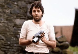 Πολ ΜακΚάρτνεϊ: Η άγνωστη φυγή, ο παρολίγον πνιγμός και ο φόβος μετά τους Beatles – «Man on the Run»