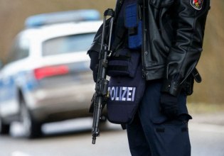 Γερμανία: Ένας νεκρός μετά από εκρήξεις και πυροβολισμούς – Γιος έζωσε με εκρητικά το σπίτι των γονιών του