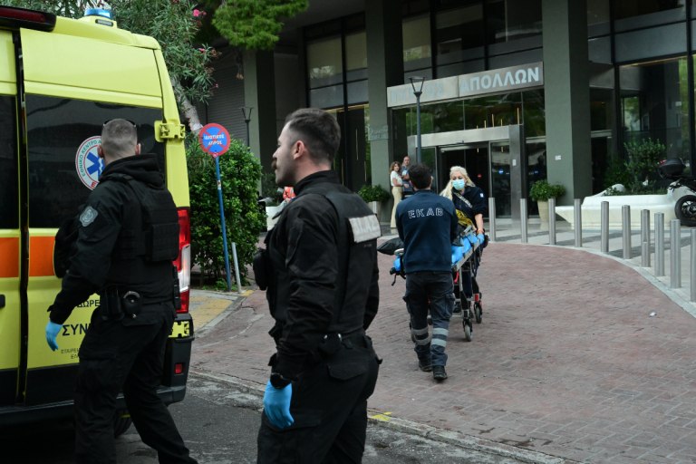 Είχε ζητήσει αναρρωτική από τη δουλειά του ο 44χρονος που έπεσε στο κενό από τον Πύργο Απόλλων