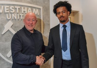 Την Εθνική Ελλάδος επέλεξε εκπροσωπήσει παίκτης της Γουέστ Χαμ