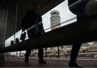 ΗΠΑ: Μεγάλες καθυστερήσεις σε διεθνή αεροδρόμια λόγω έλλειψης ελεγκτών εναέριας κυκλοφορίας