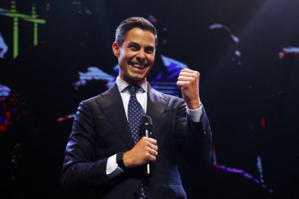 Ολλανδία: Ποιος είναι ο Ρομπ Γέτεν που κέρδισε τις εκλογές και προαλείφεται για πρωθυπουργός