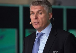 Πυρ και μανία ο Ροσέτι με τα λάθη κατά του Ολυμπιακού από τον Σνάιντερ