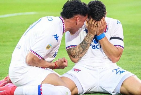 Συγκλόνισε ο γιός του Μιγκέλ Άνχελ Ρούσο: Σκόραρε και ξέσπασε σε κλάματα (vid)