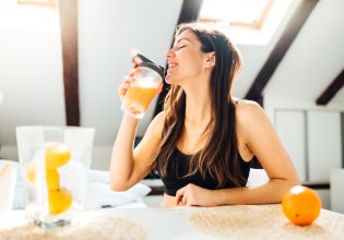 Ιώσεις: Πώς θα τις κρατήσεις μακριά αυτό το φθινόπωρο