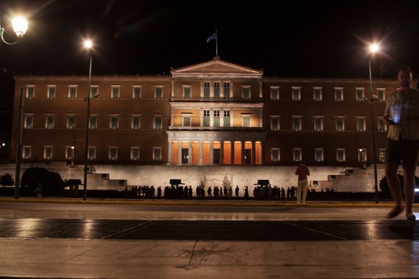 Κάποιες στιγμές χρειαζόμαστε τα «φθαρμένα υλικά» στην πολιτική. Γιατί οι ιστορικές συνθήκες καθορίζουν το είδος της ηγεσίας που έχουμε ανάγκη