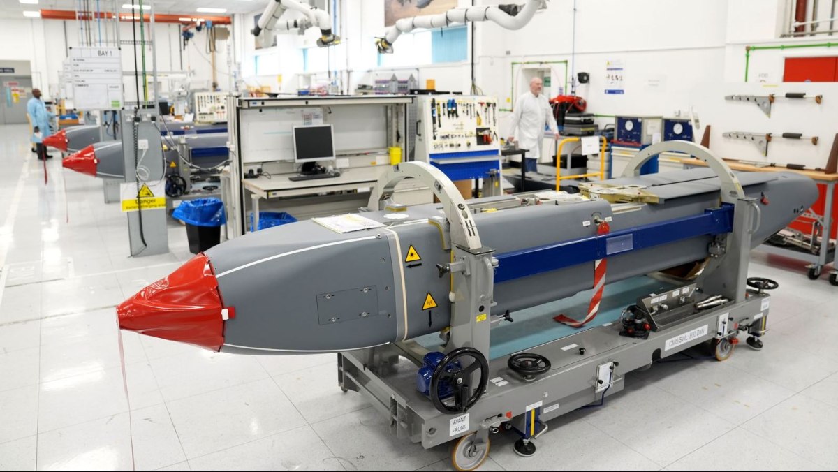 WSJ: Άρση της απαγόρευσης στο Κίεβο για χτυπήματα μέσα στη Ρωσία με πυραύλους μεγάλου βεληνεκούς