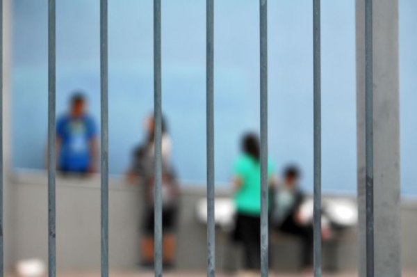 Ηγουμενίτσα: Άγρια συμπλοκή μαθητών σε προαύλιο Λυκείου –  Συνελήφθη καθηγήτρια για παραμέληση εποπτείας ανηλίκων