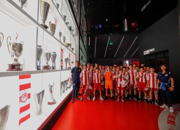 Η Σχολή Ρέντη επισκέφτηκε το νέο Μουσείο του Ολυμπιακού (pics)